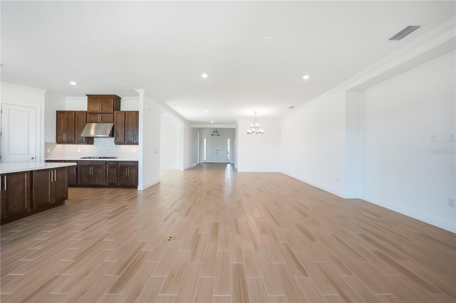 Image 20 of 44 For 10451 Eclipse Street