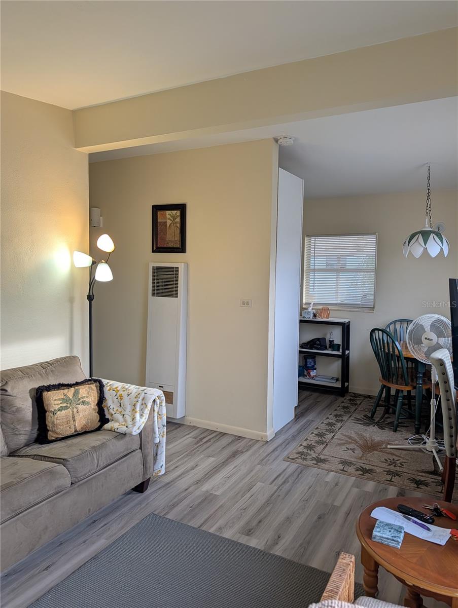 Image 3 of 24 For 2296 Dallas Street