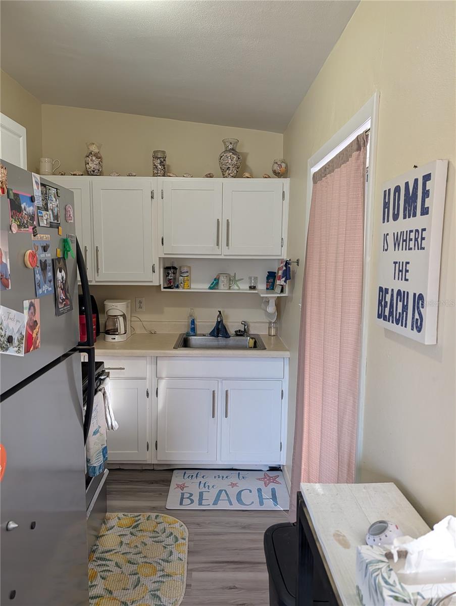 Image 6 of 24 For 2296 Dallas Street