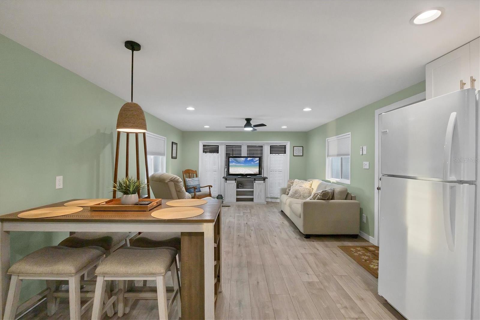 Image 20 of 46 For 1891 Englewood Road 1