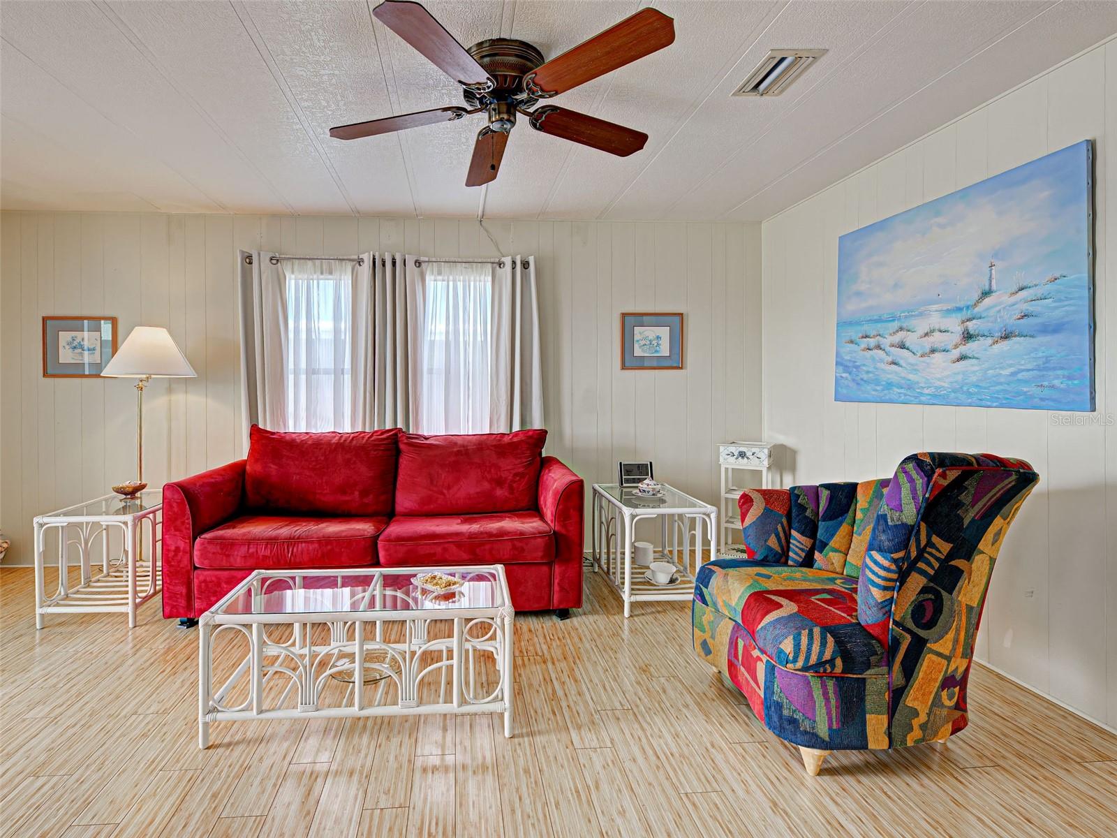 Image 19 of 69 For 16 Botany Bay Circle