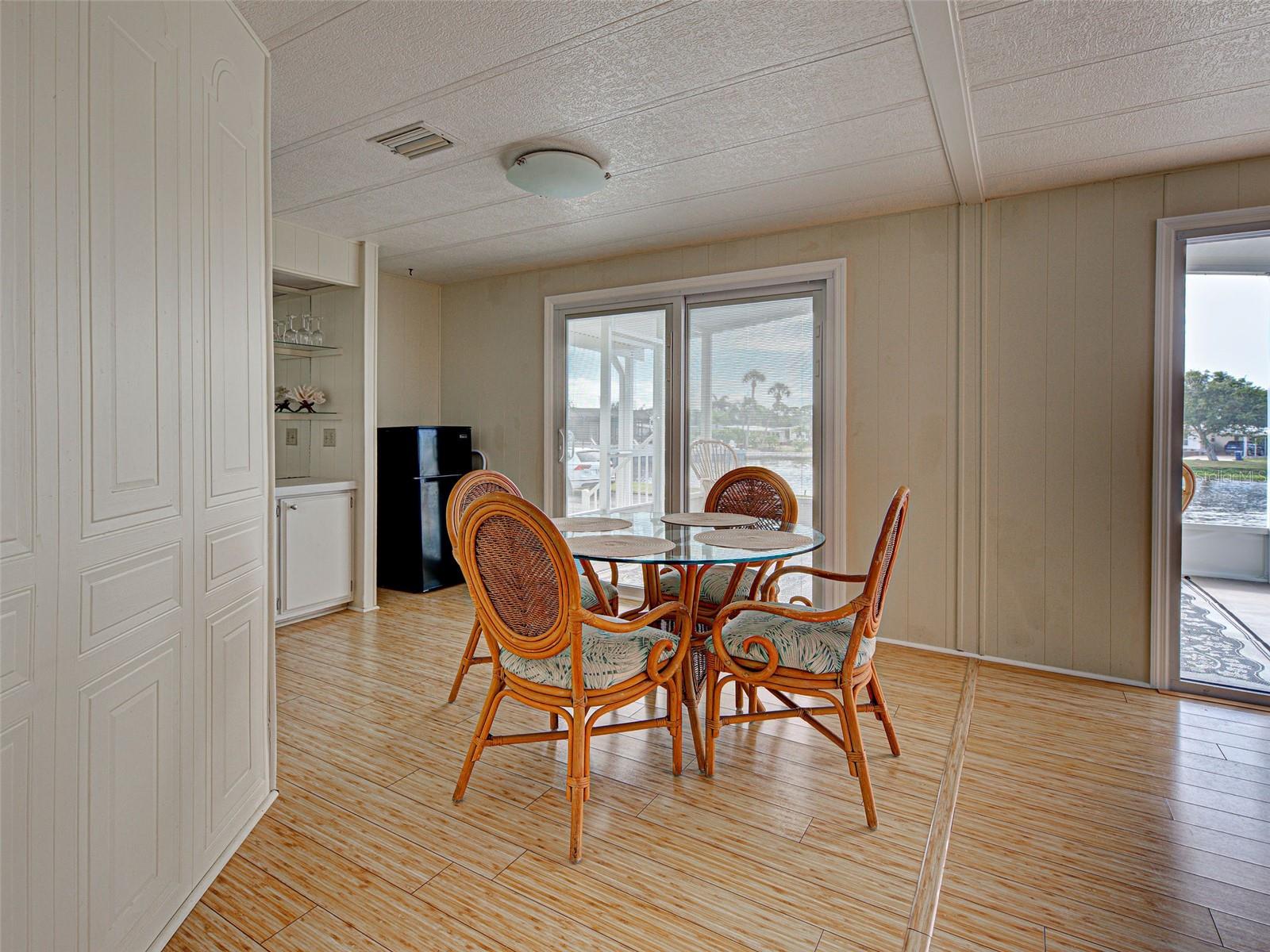 Image 22 of 69 For 16 Botany Bay Circle