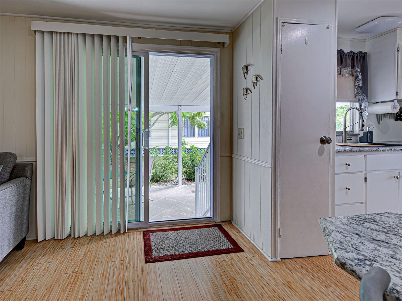 Image 29 of 69 For 16 Botany Bay Circle