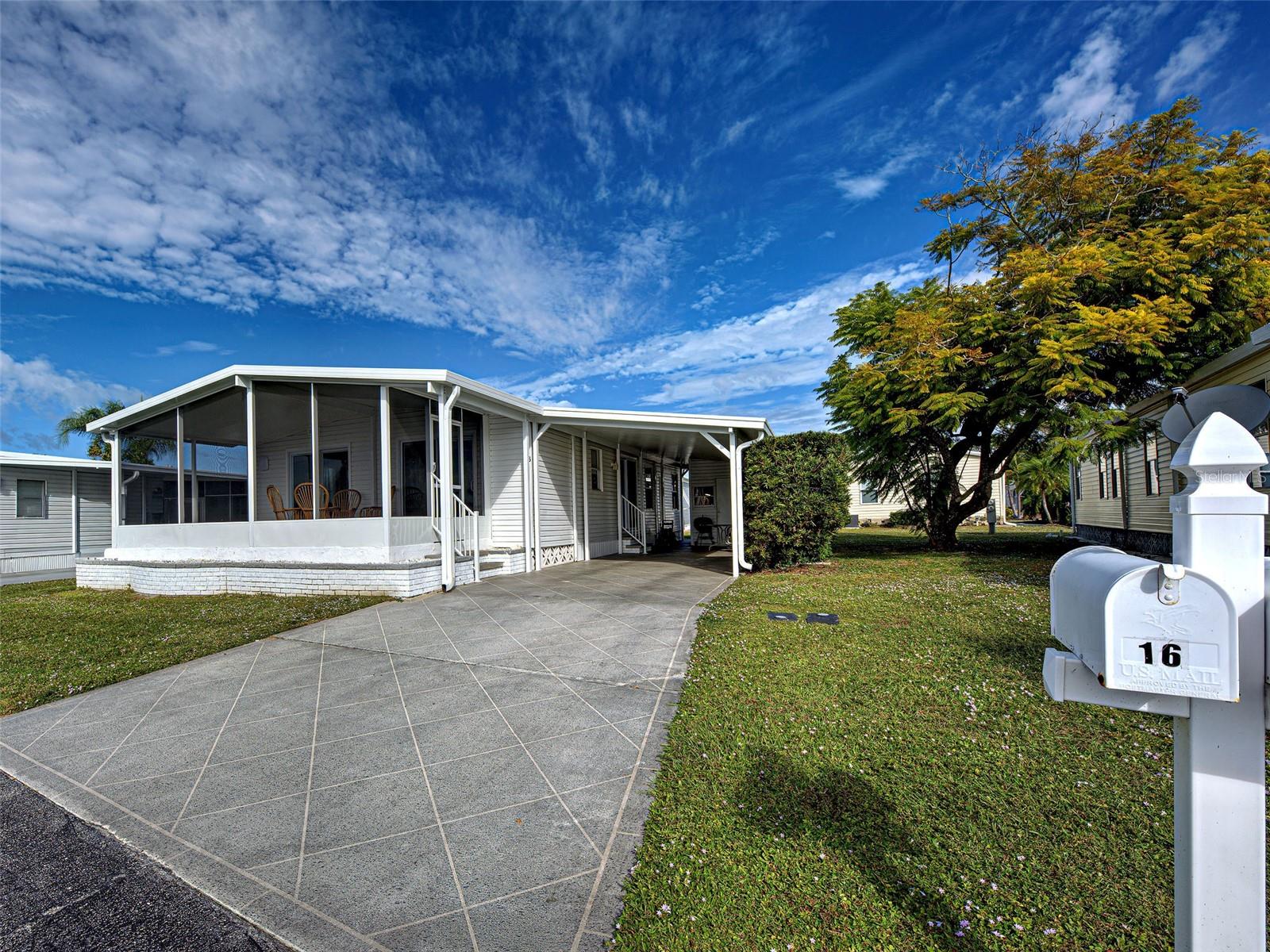 Image 3 of 69 For 16 Botany Bay Circle