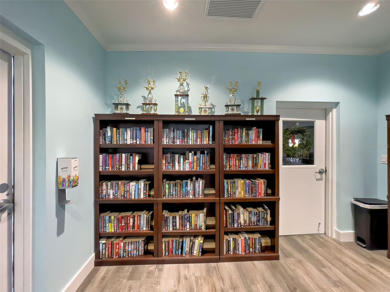 Image 56 of 69 For 16 Botany Bay Circle