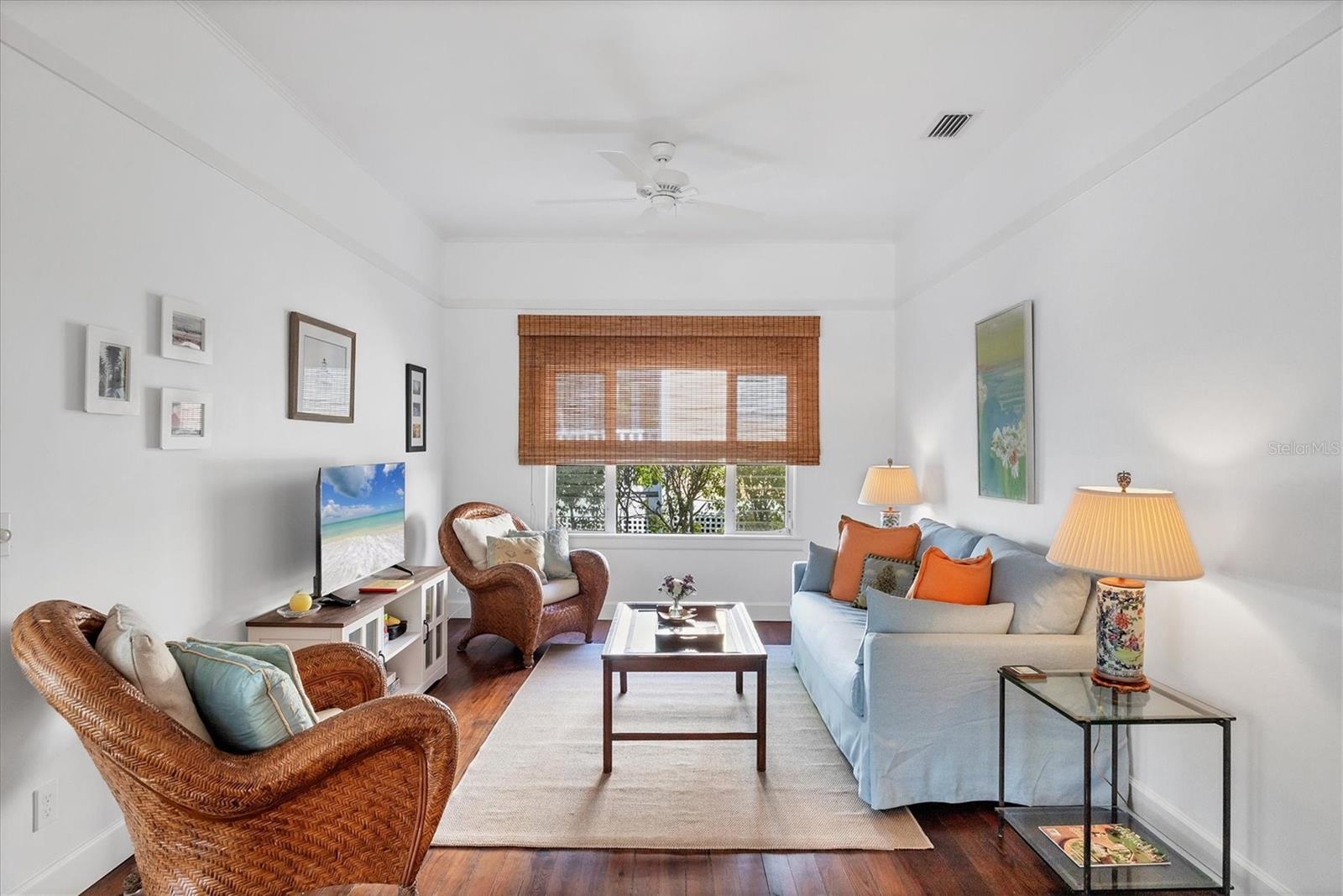 Image 10 of 38 For 380 Tarpon Avenue