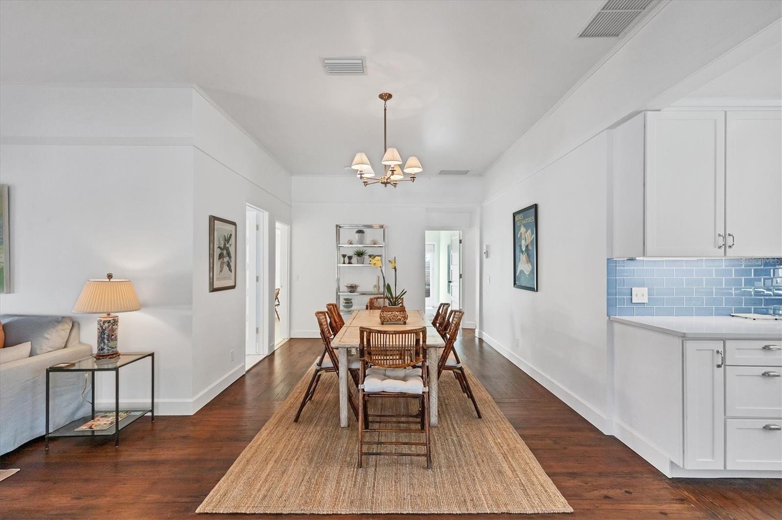 Image 16 of 38 For 380 Tarpon Avenue