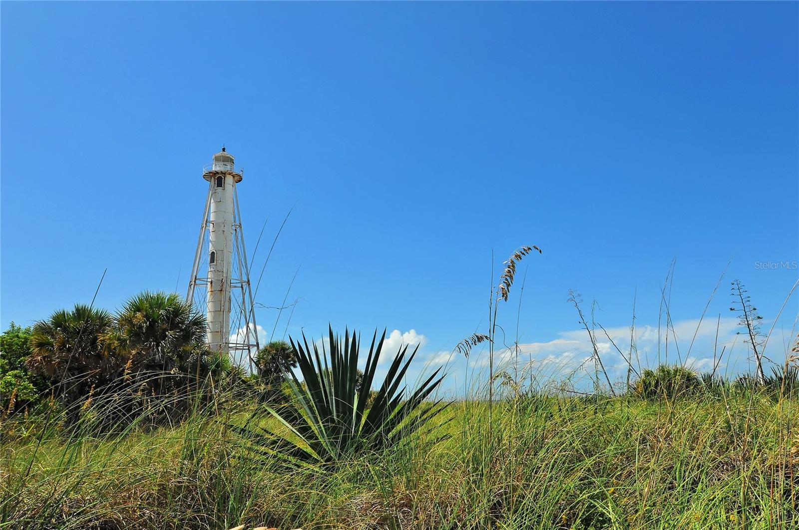 Image 36 of 38 For 380 Tarpon Avenue