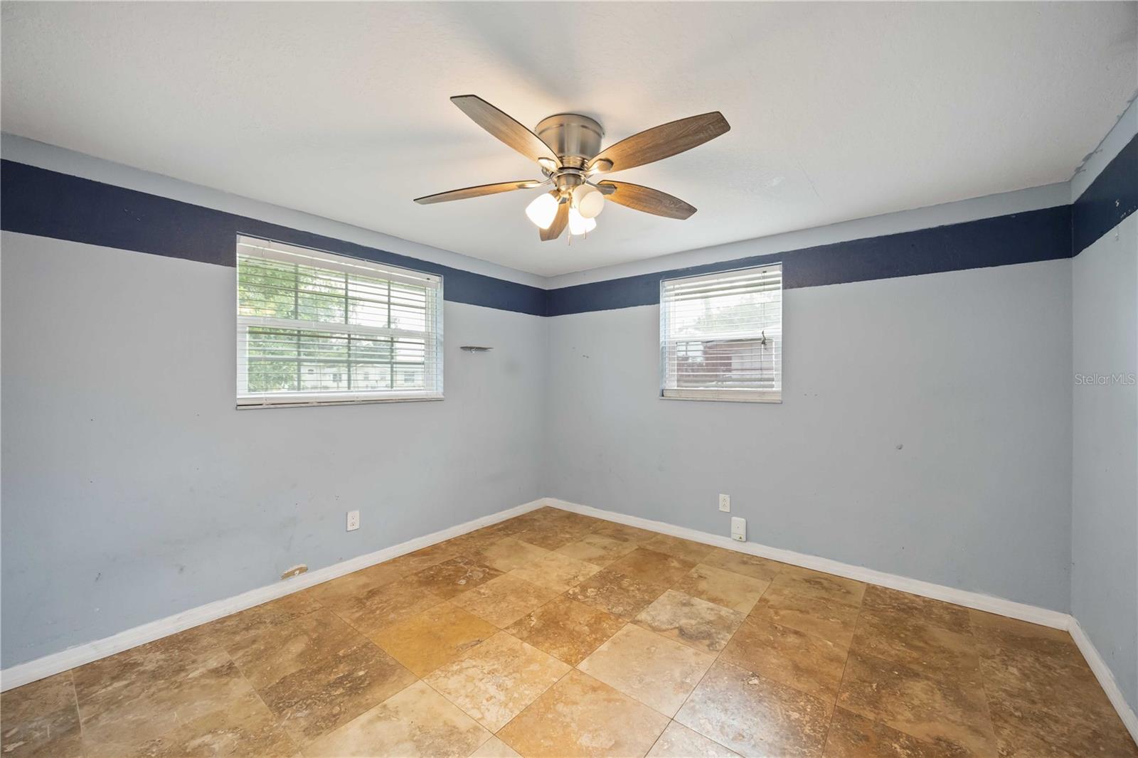 Image 18 of 33 For 2032 Pennsylvania Avenue