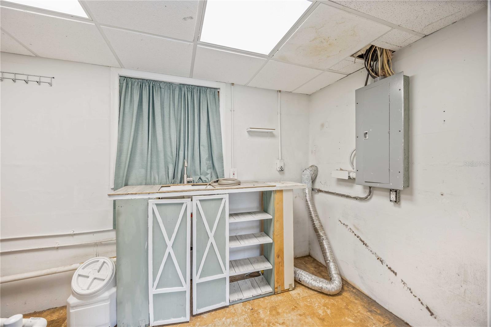 Image 2 of 33 For 2032 Pennsylvania Avenue