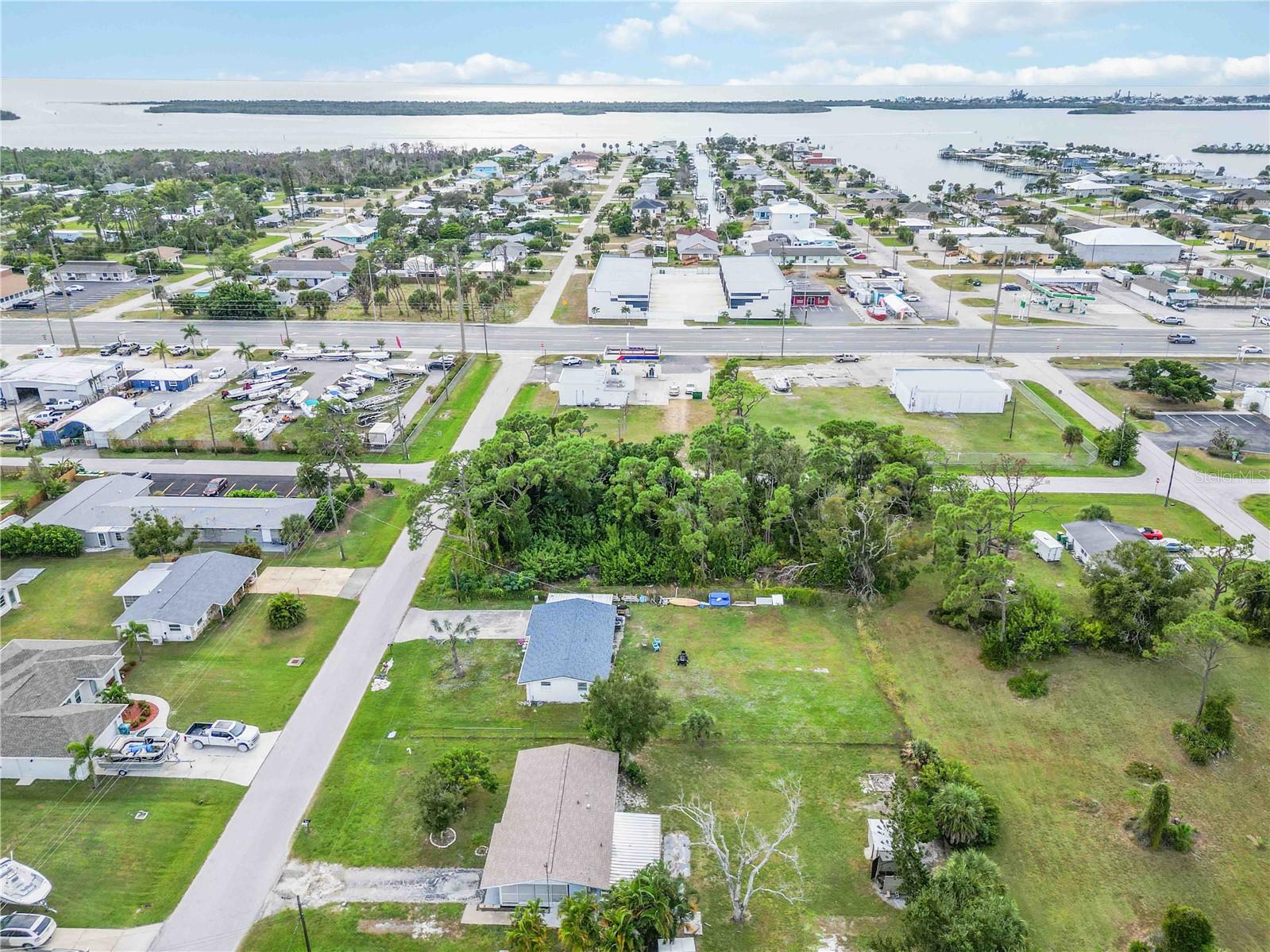 Image 29 of 33 For 2032 Pennsylvania Avenue