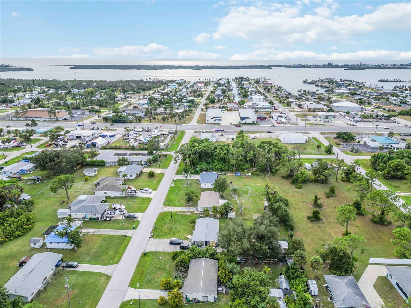 Image 30 of 33 For 2032 Pennsylvania Avenue