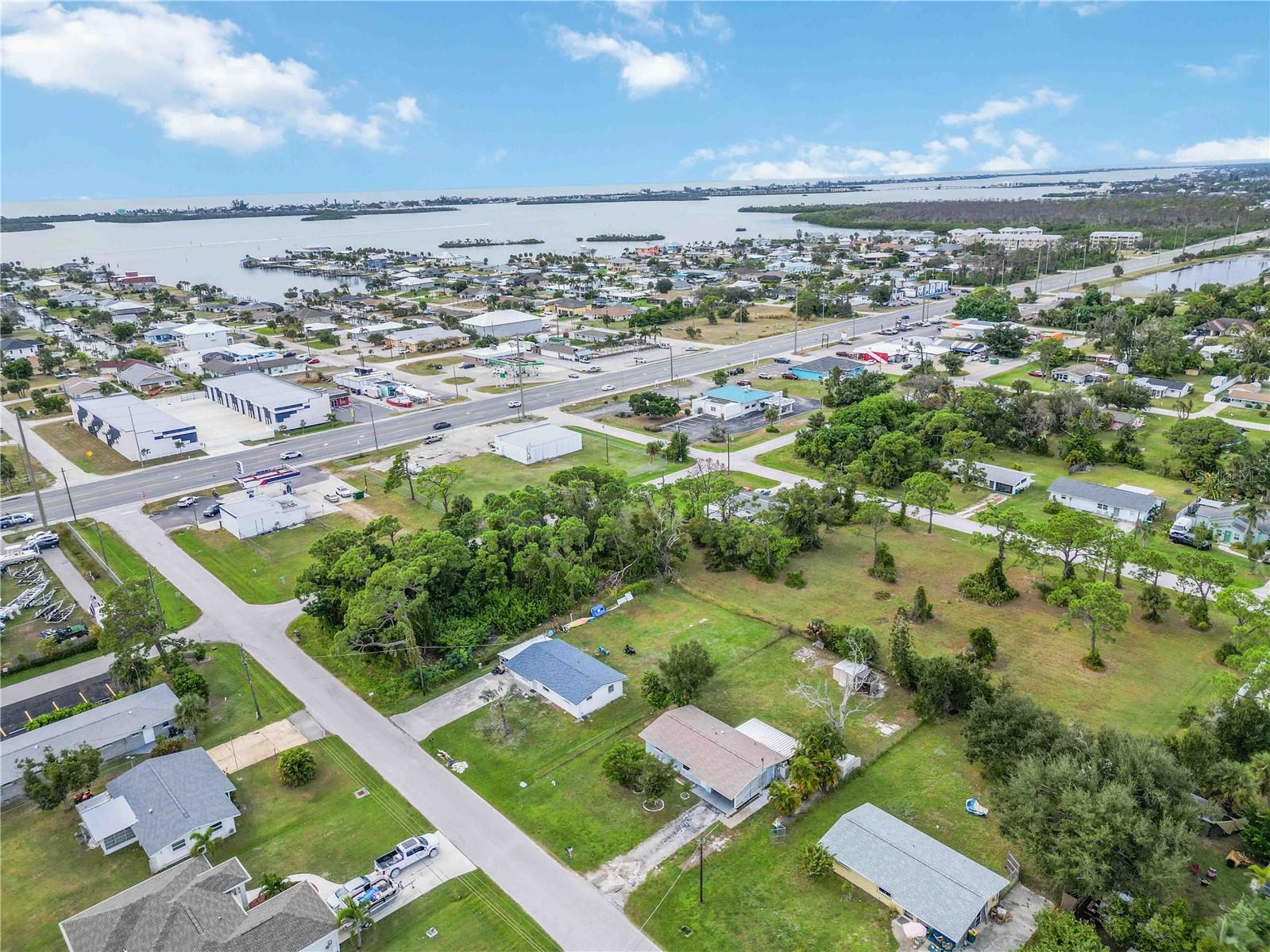 Image 32 of 33 For 2032 Pennsylvania Avenue