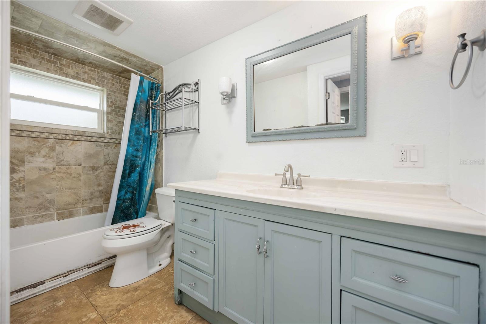 Image 8 of 33 For 2032 Pennsylvania Avenue