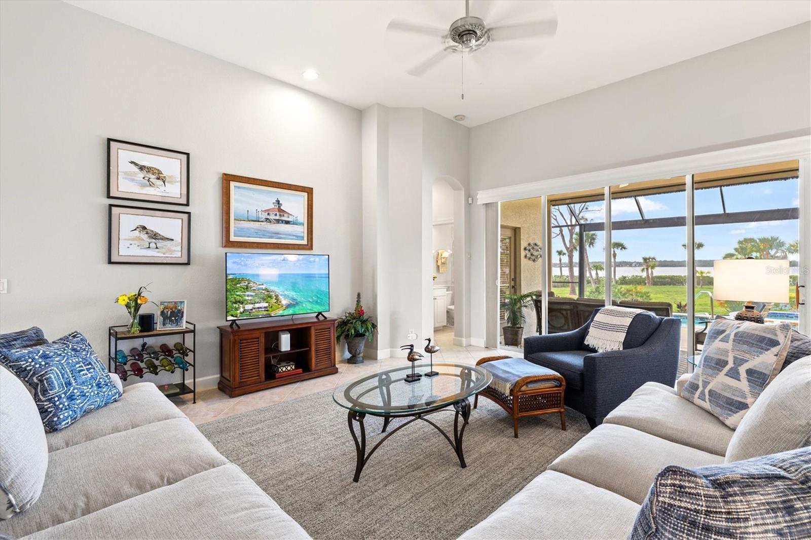 Image 10 of 91 For 14026 Royal Pointe Drive