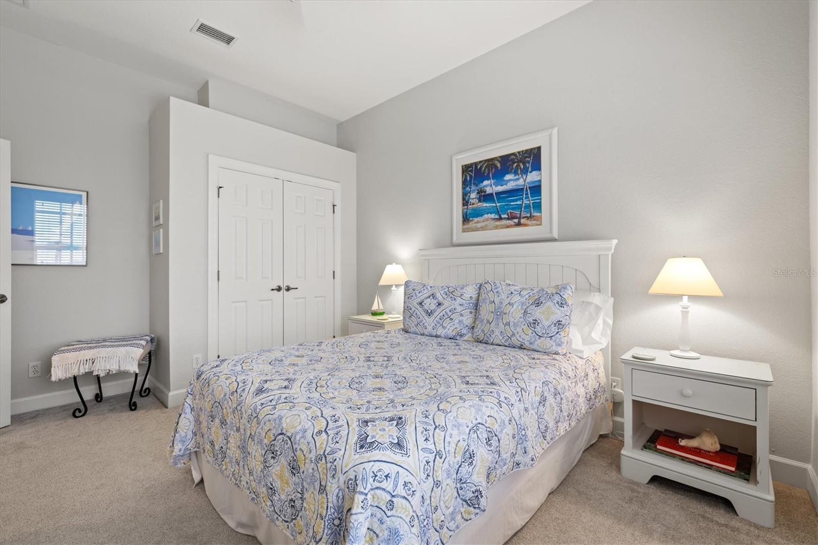 Image 26 of 91 For 14026 Royal Pointe Drive