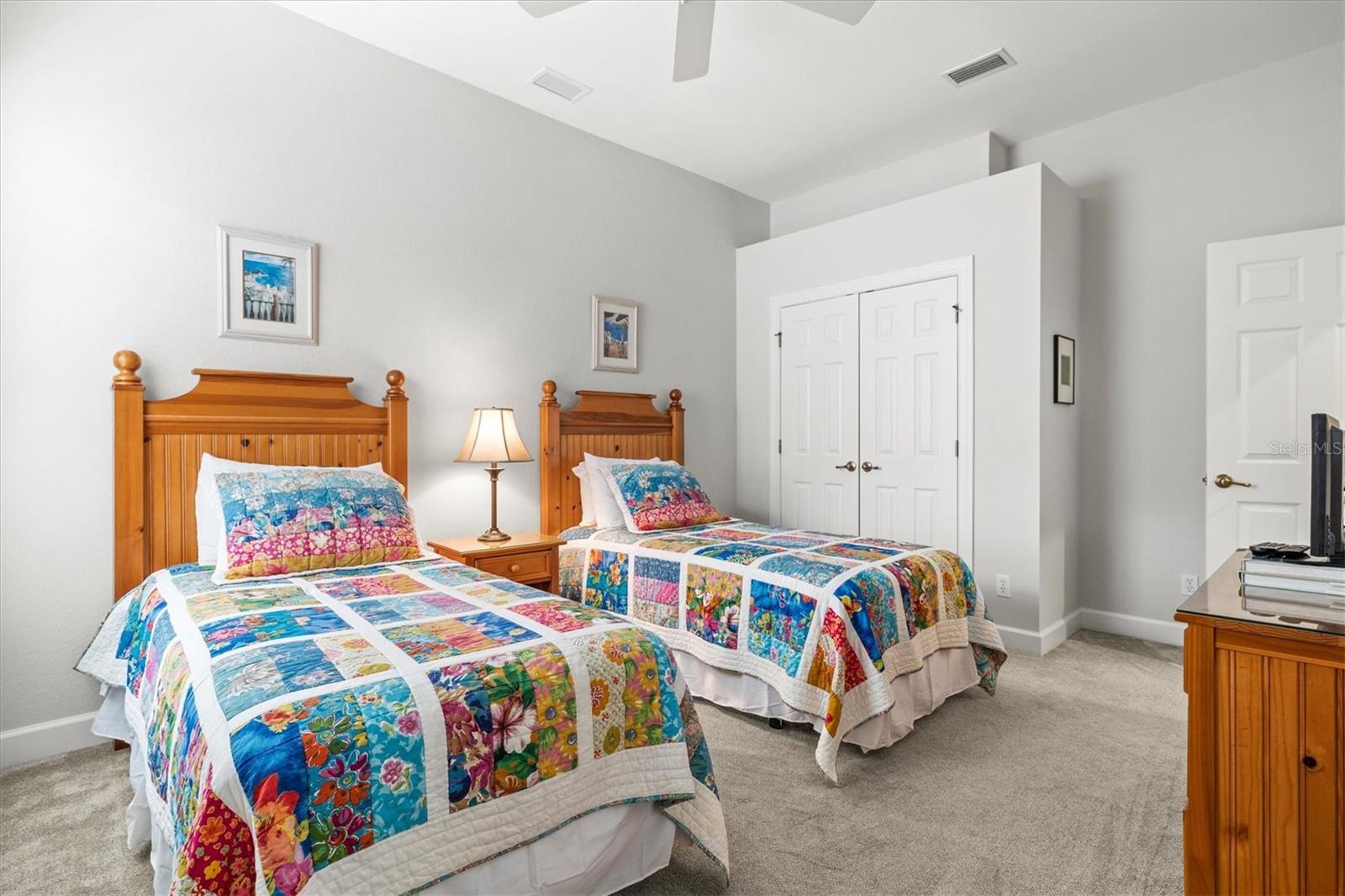 Image 28 of 91 For 14026 Royal Pointe Drive