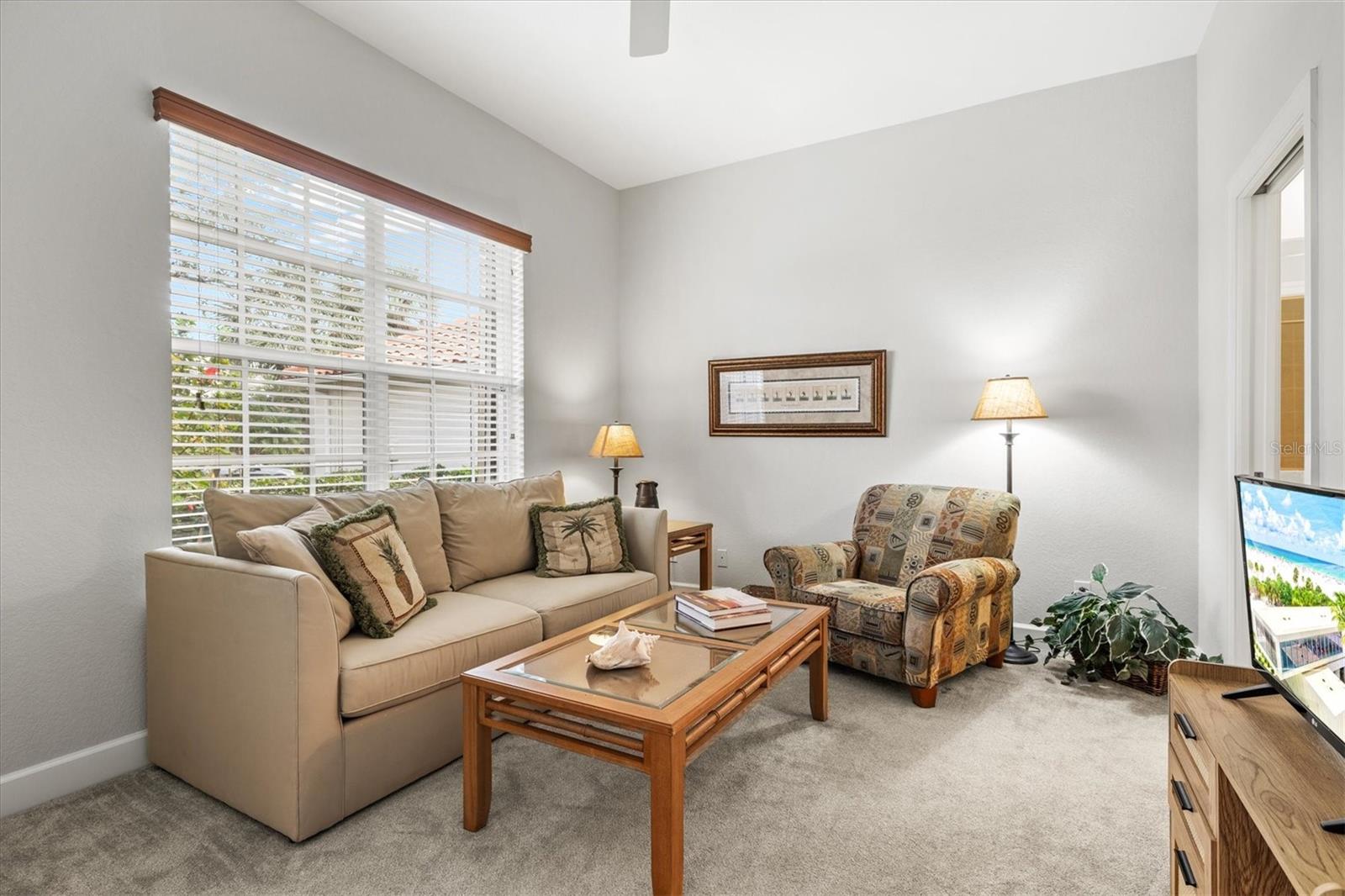 Image 31 of 91 For 14026 Royal Pointe Drive