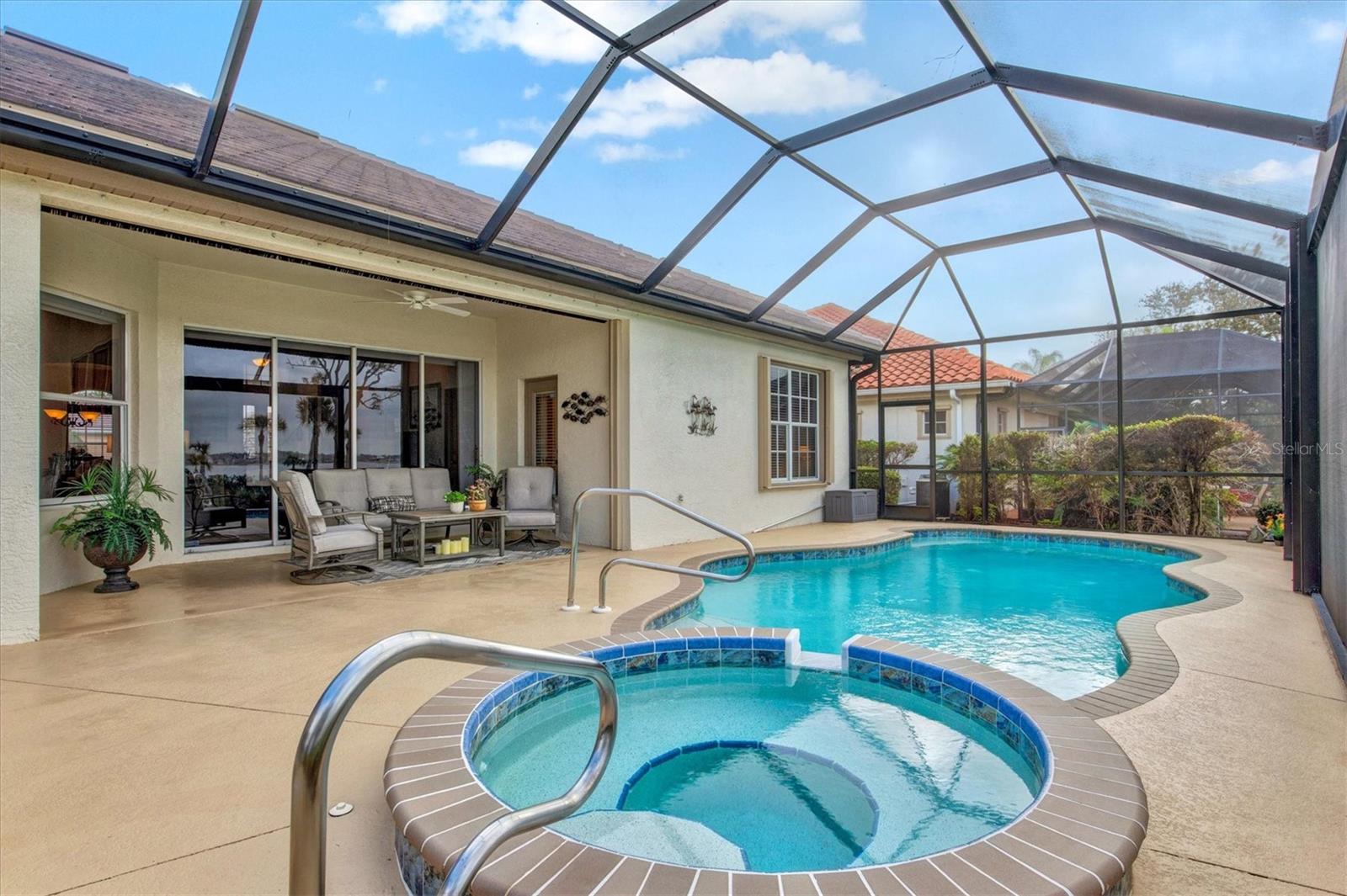 Image 42 of 91 For 14026 Royal Pointe Drive