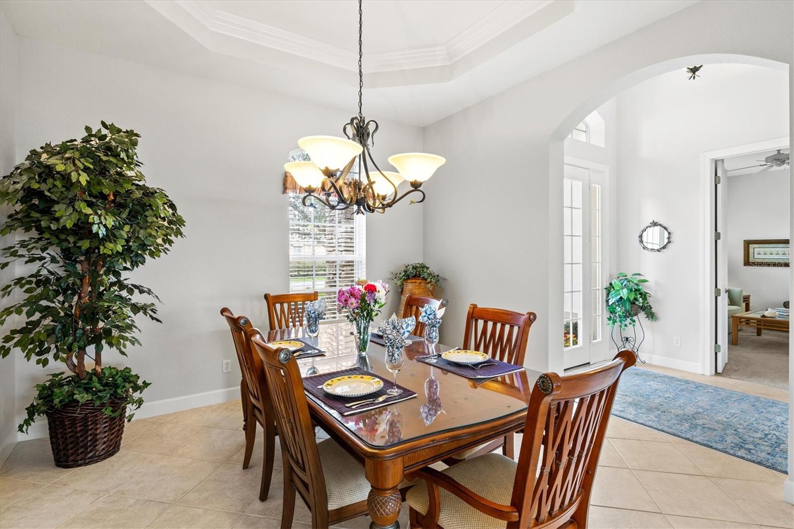 Image 6 of 91 For 14026 Royal Pointe Drive