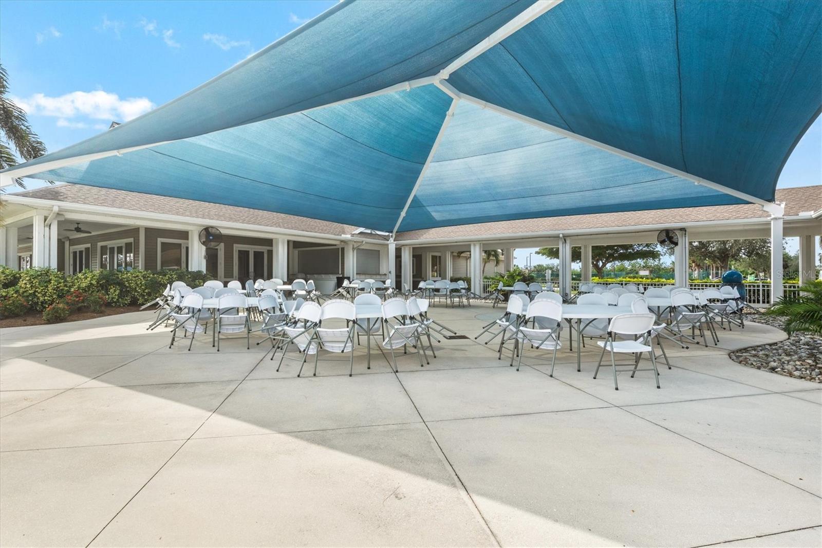 Image 72 of 91 For 14026 Royal Pointe Drive