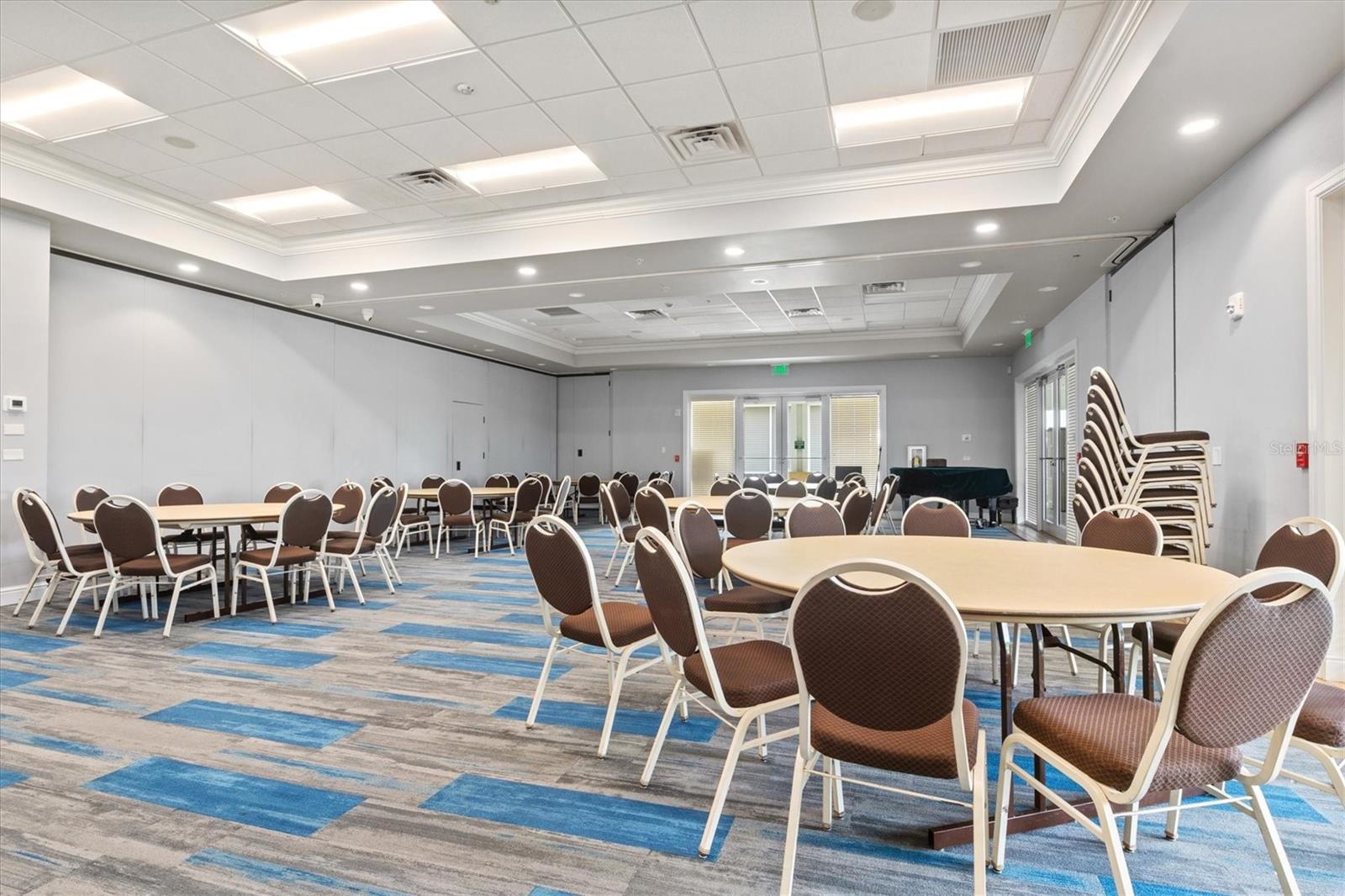 Image 77 of 91 For 14026 Royal Pointe Drive