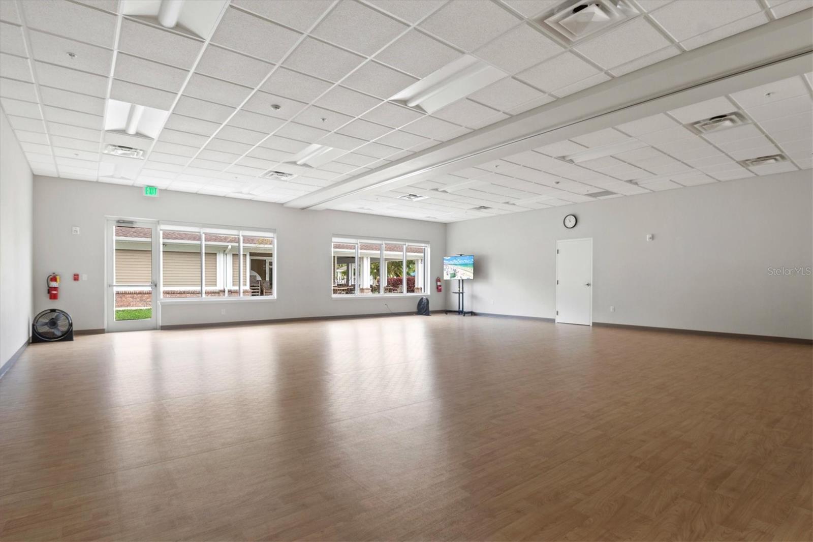 Image 78 of 91 For 14026 Royal Pointe Drive