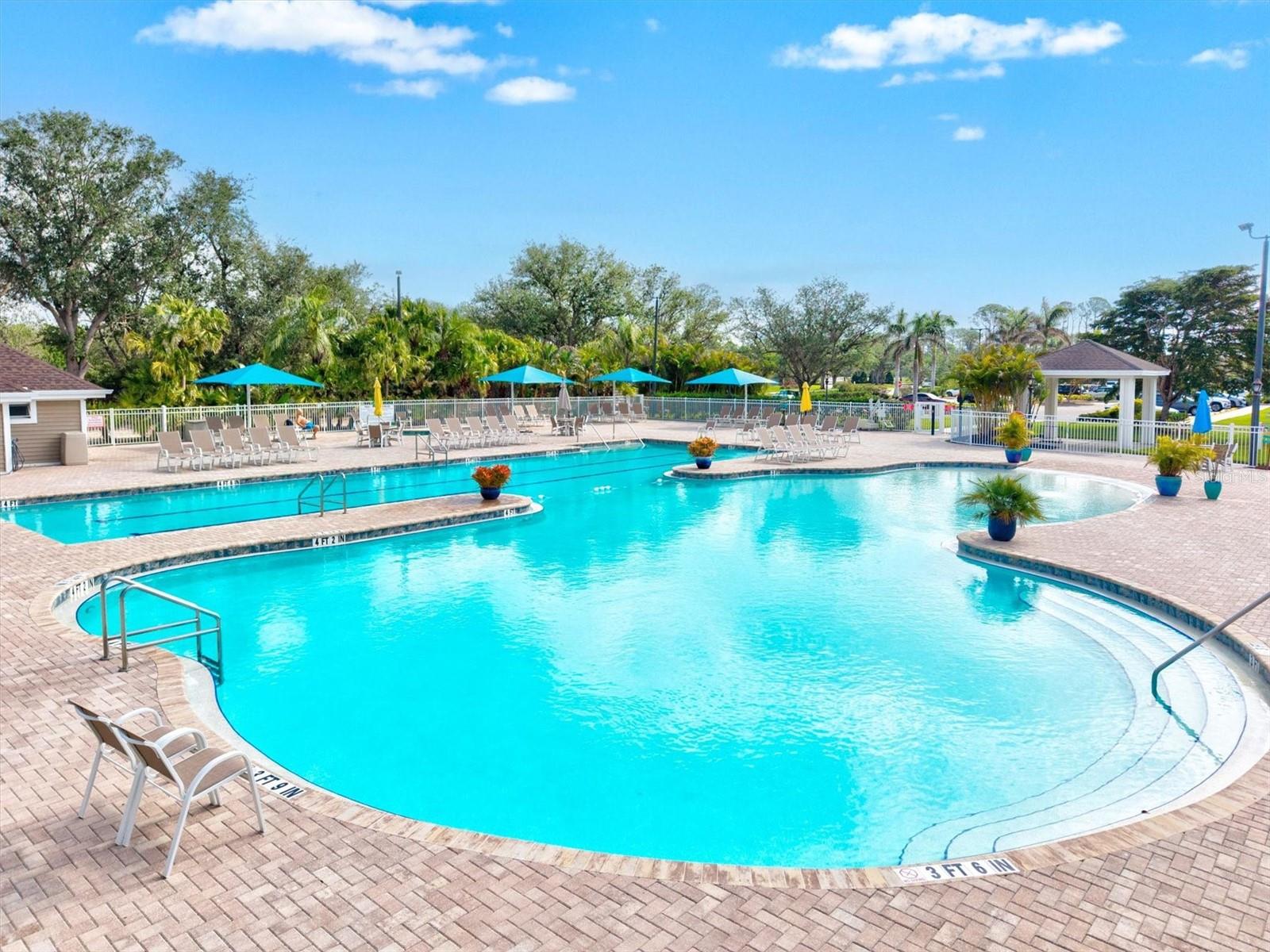 Image 81 of 91 For 14026 Royal Pointe Drive