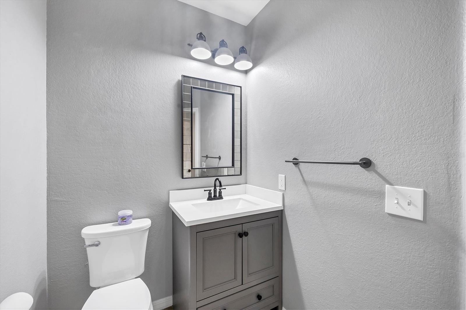 Image 13 of 51 For 3929 Cape Haze Drive 105