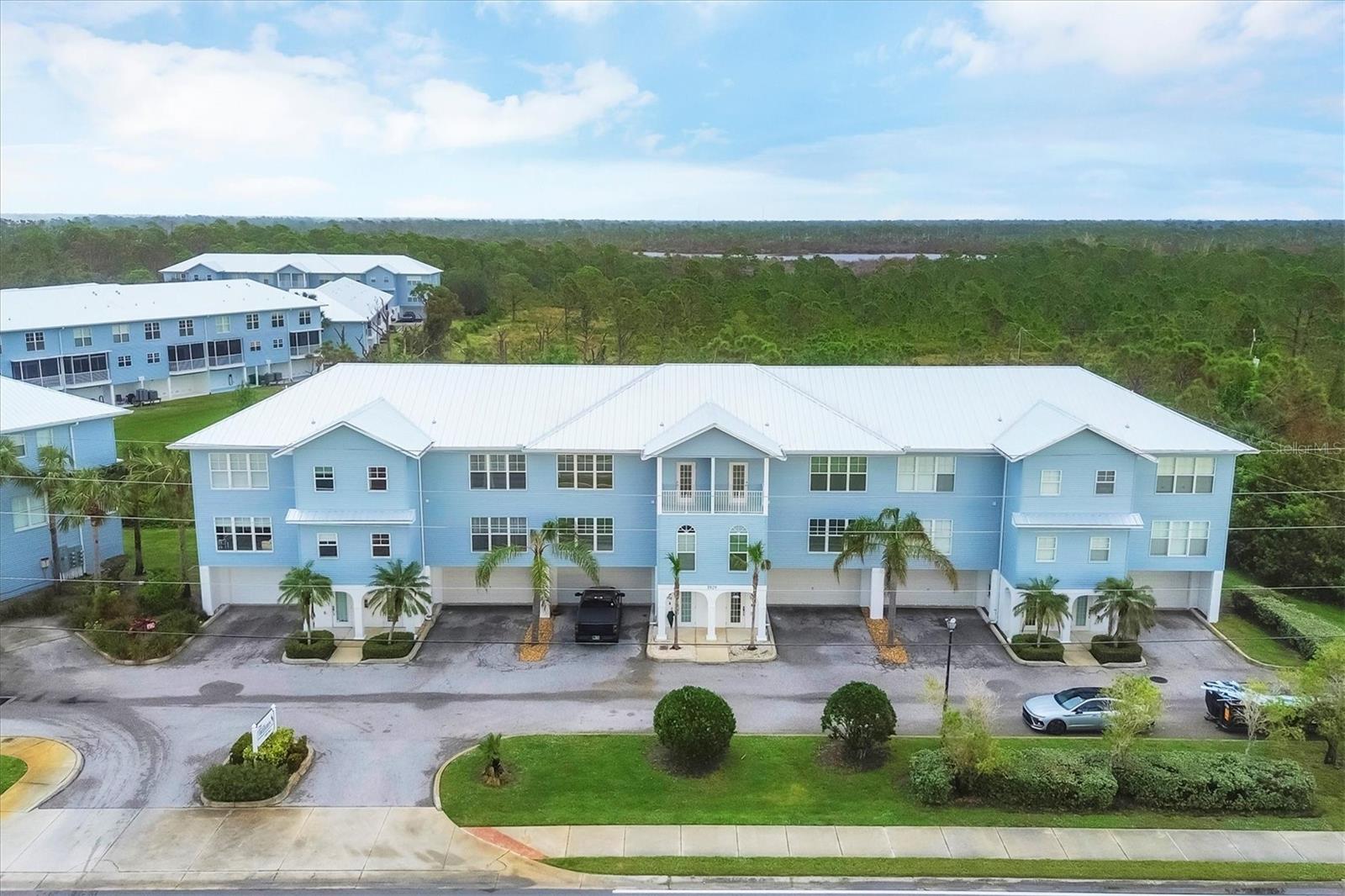 Image 15 of 51 For 3929 Cape Haze Drive 105