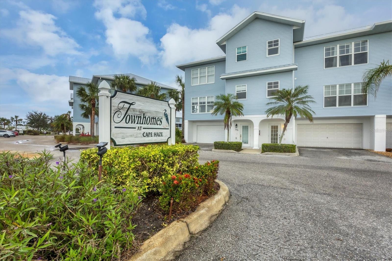 Image 20 of 51 For 3929 Cape Haze Drive 105