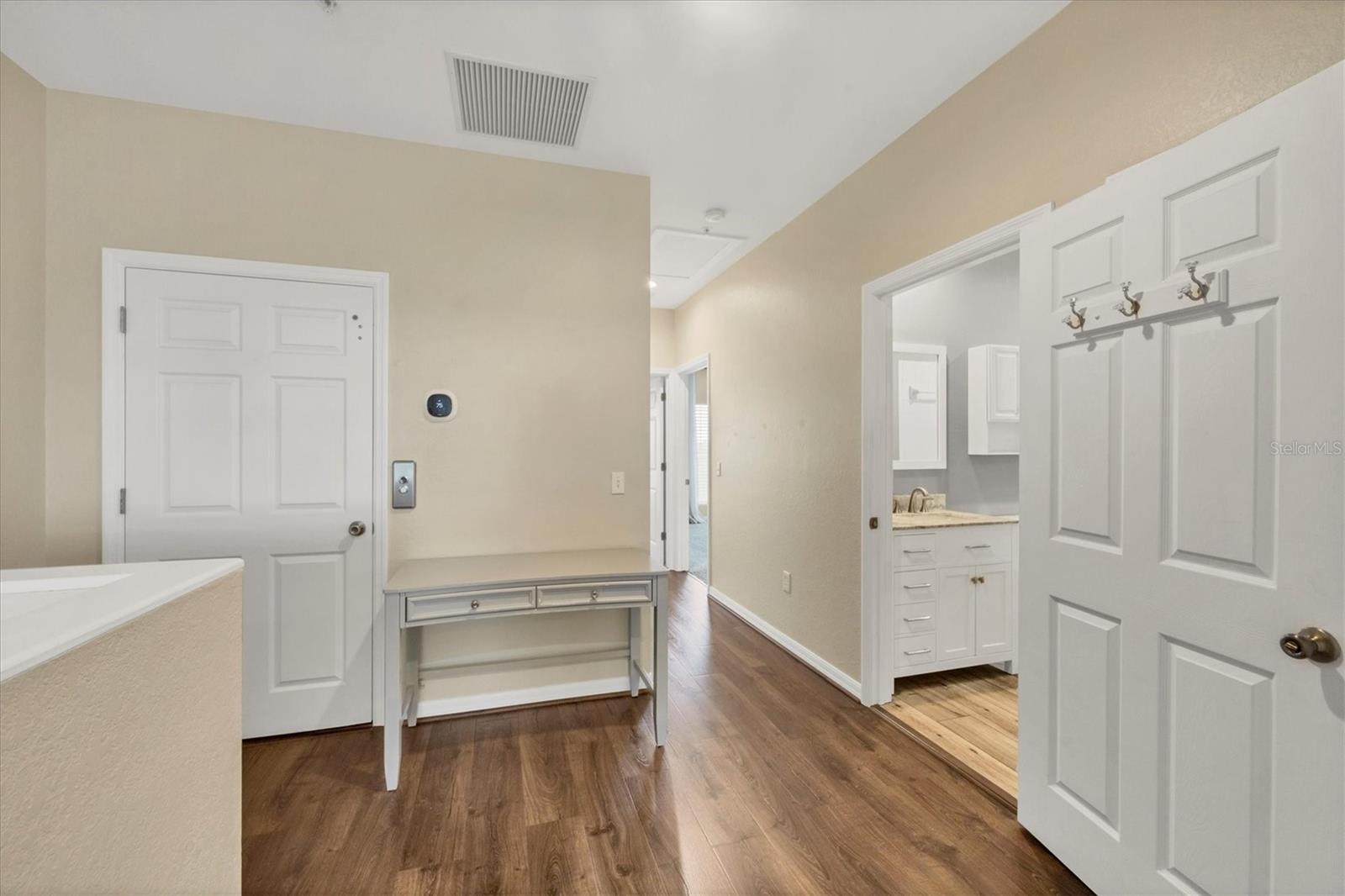 Image 33 of 51 For 3929 Cape Haze Drive 105