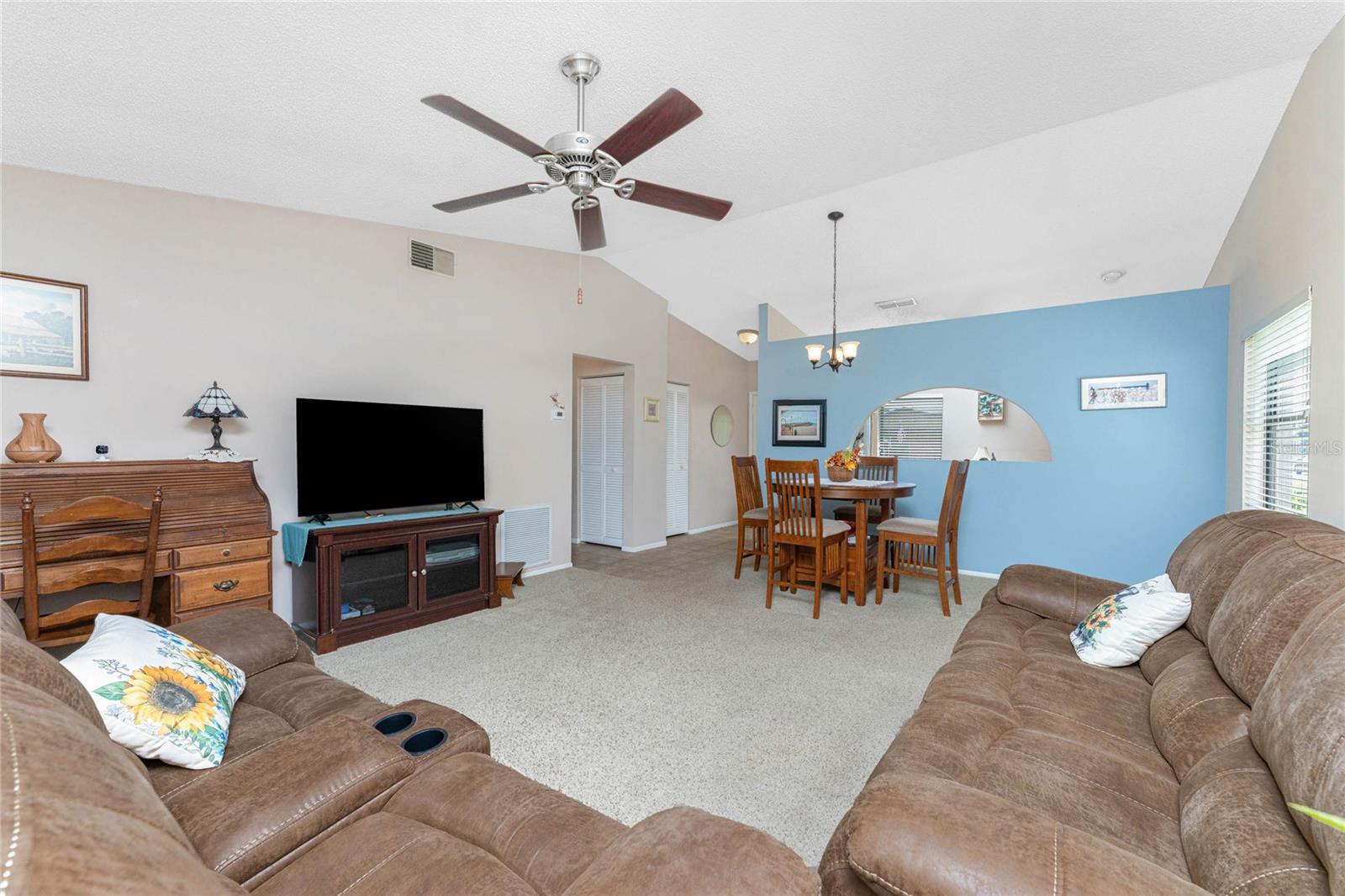 Image 10 of 36 For 1800 Curry Trail 11