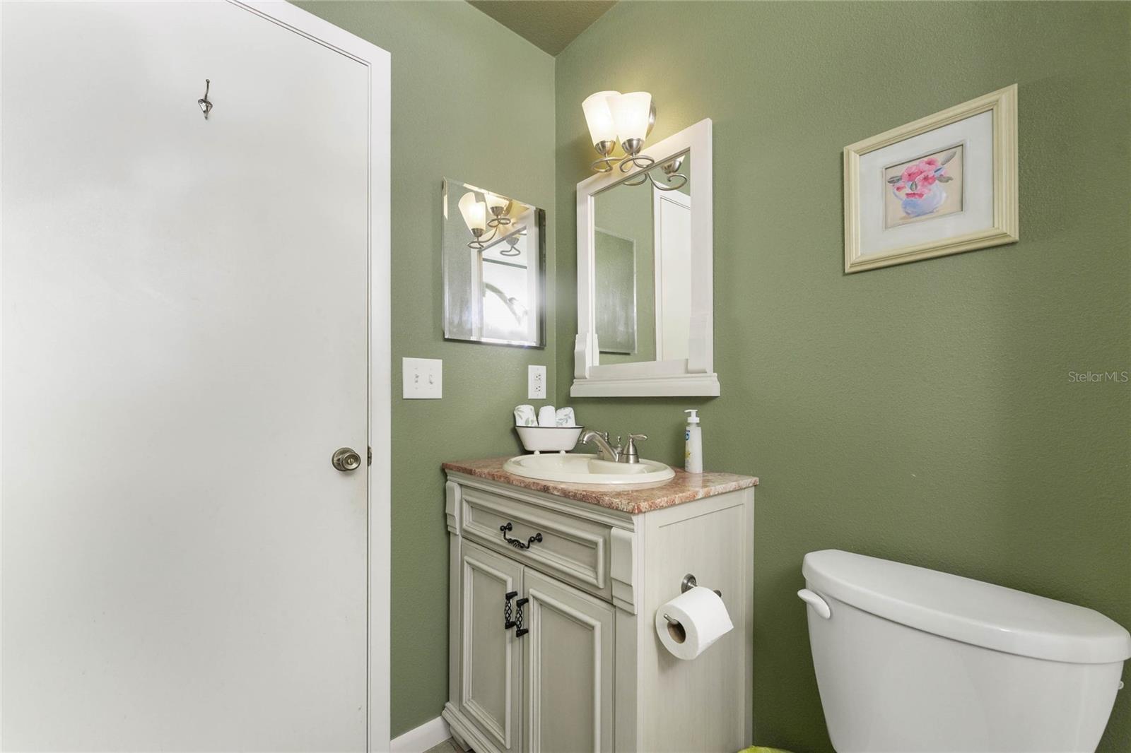 Image 21 of 36 For 1800 Curry Trail 11