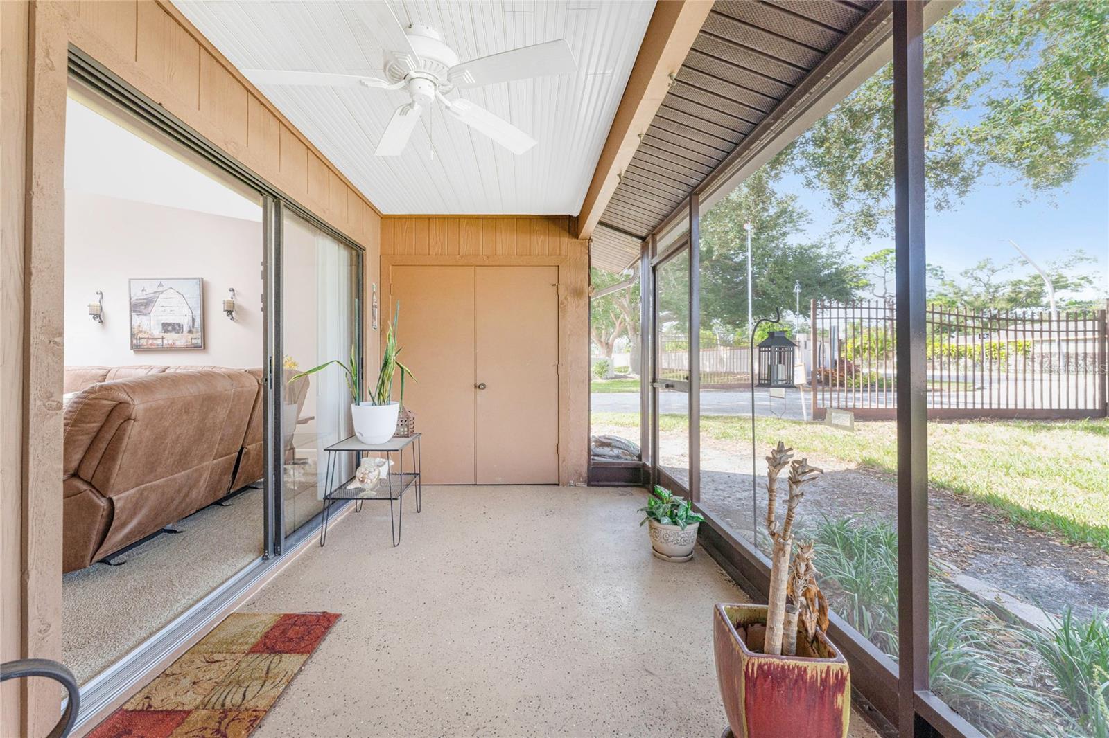 Image 29 of 36 For 1800 Curry Trail 11