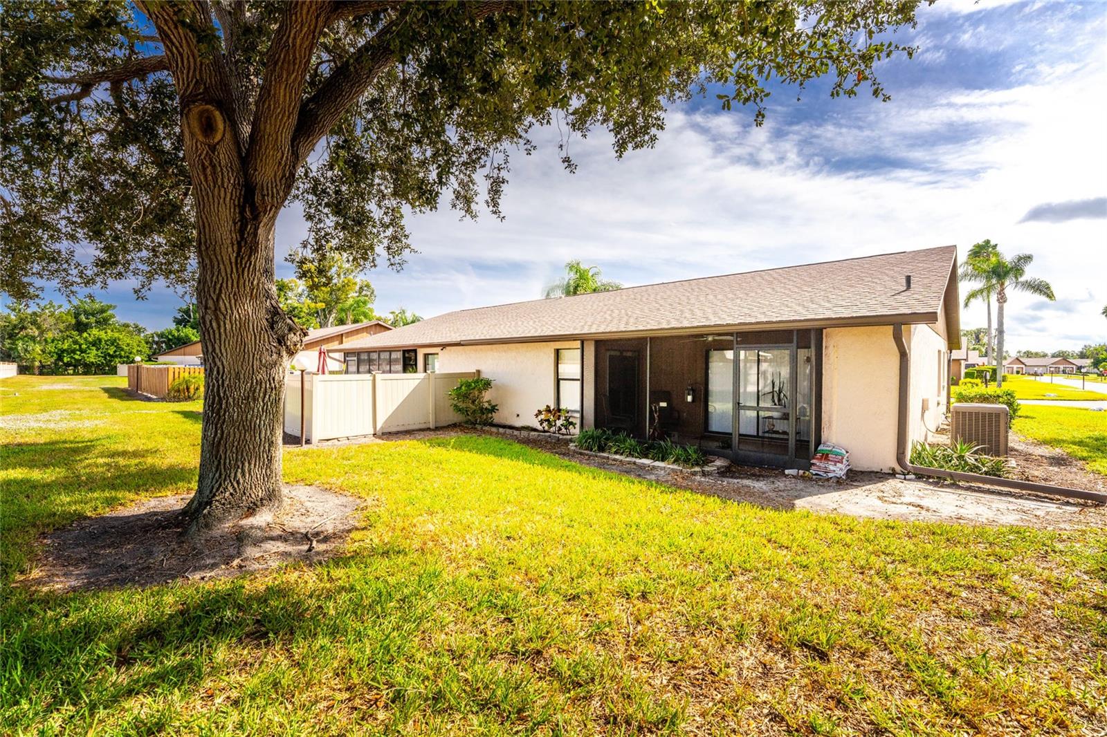 Image 32 of 36 For 1800 Curry Trail 11