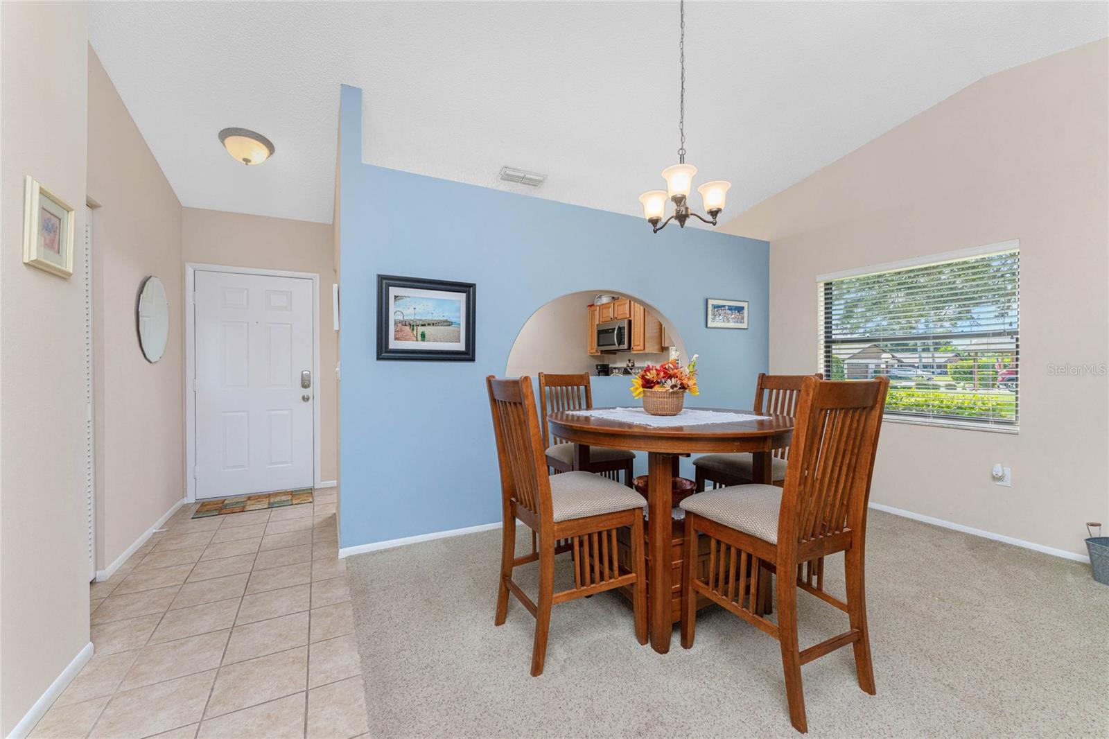 Image 9 of 36 For 1800 Curry Trail 11