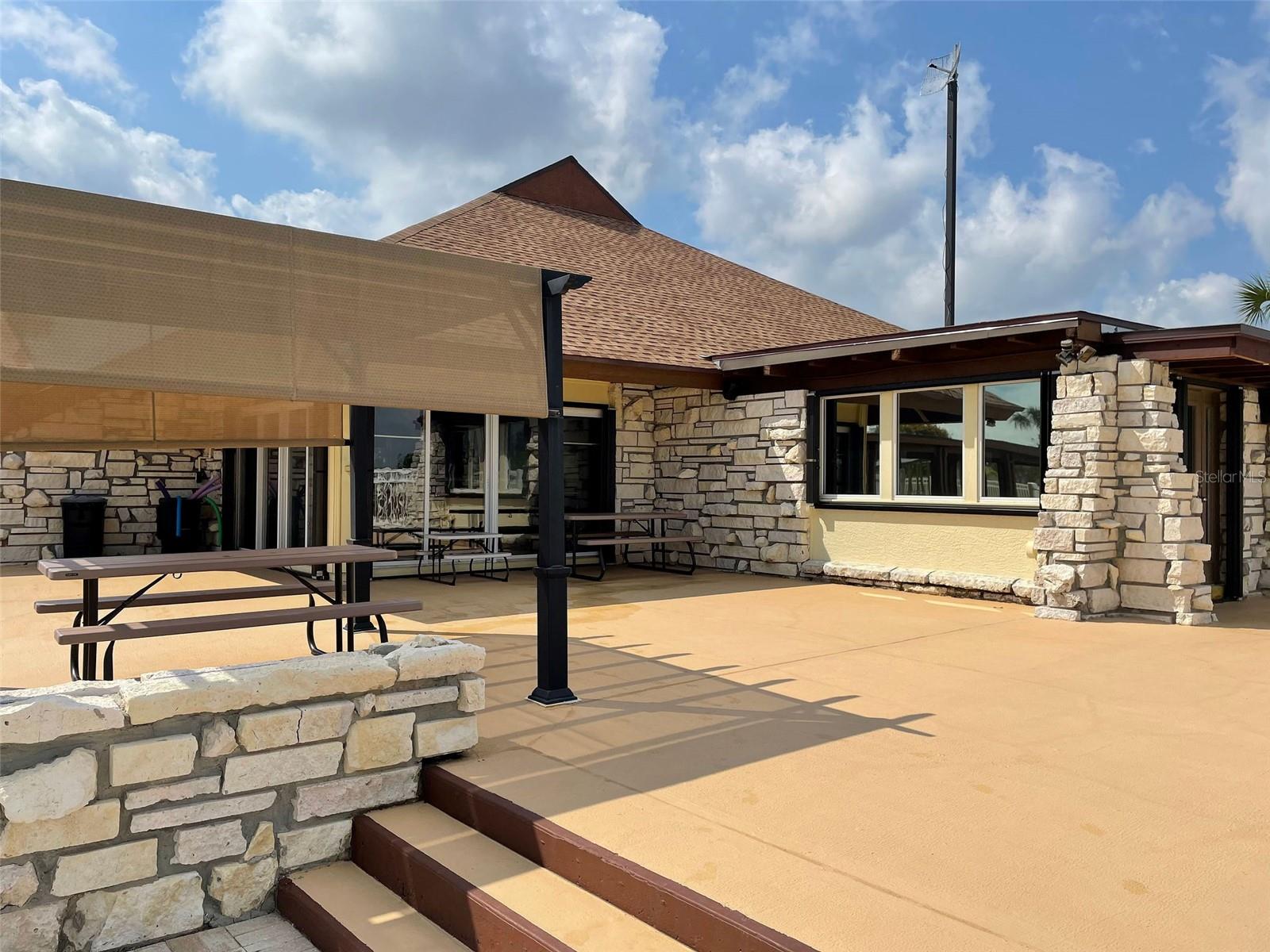 Image 30 of 32 For 13498 Darnell Avenue