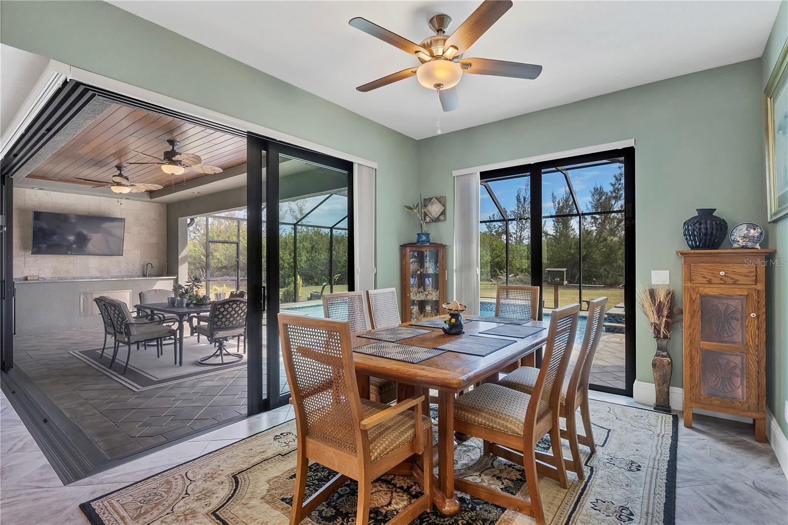 Image 11 of 30 For 10451 Hatchett Circle