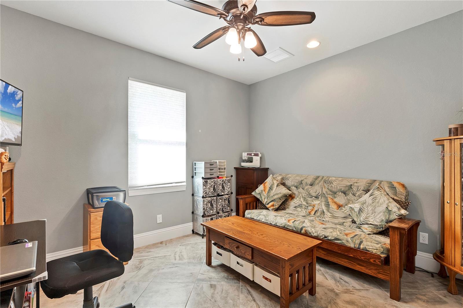 Image 17 of 30 For 10451 Hatchett Circle