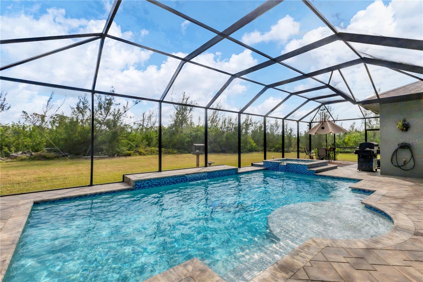 Image 20 of 30 For 10451 Hatchett Circle