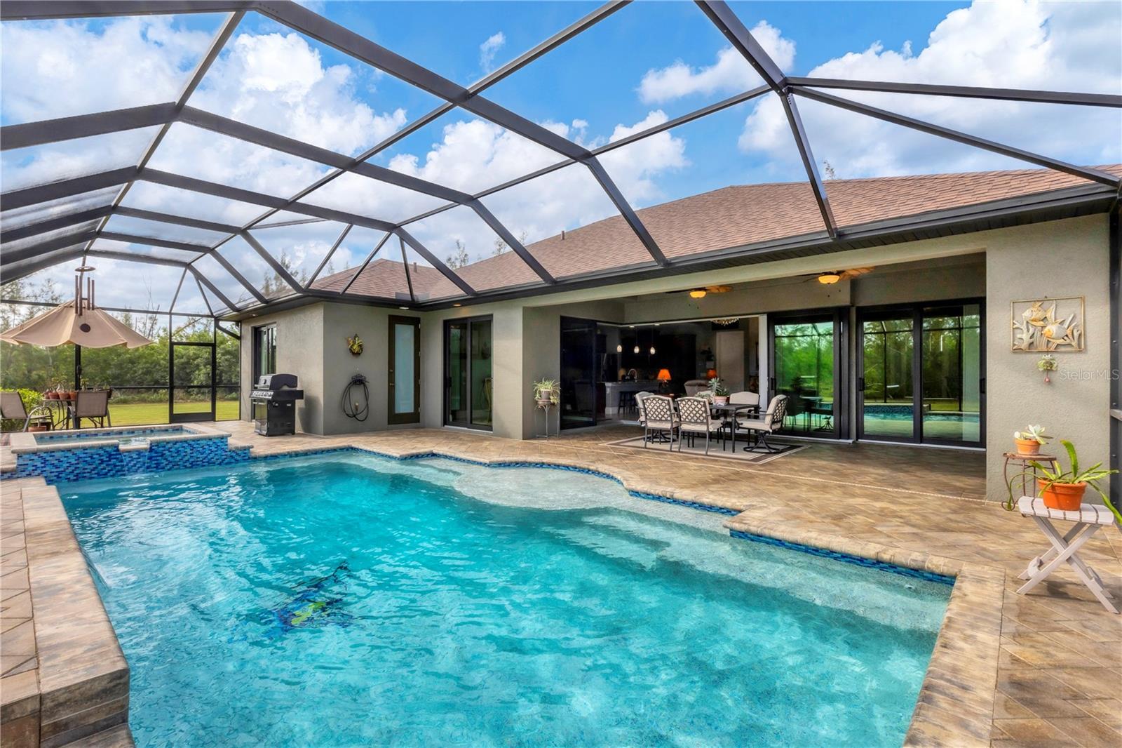 Image 21 of 30 For 10451 Hatchett Circle