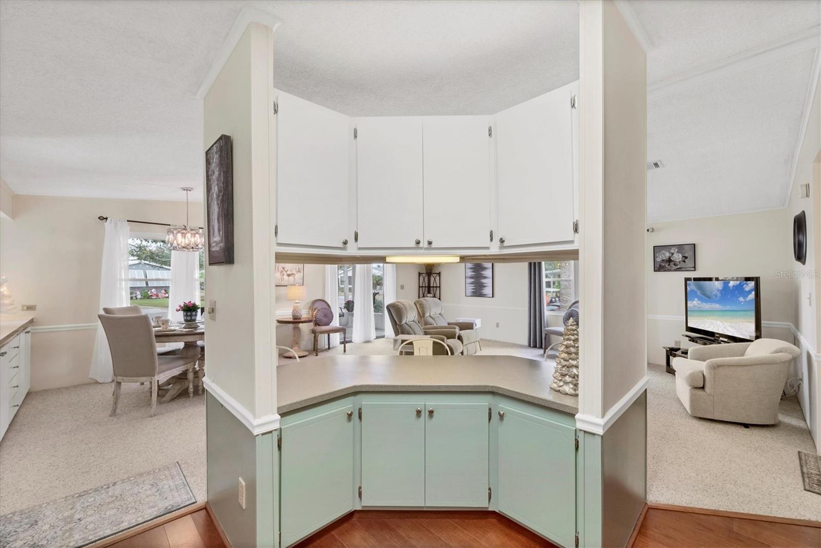 Image 15 of 47 For 827 Tangerine Woods Boulevard