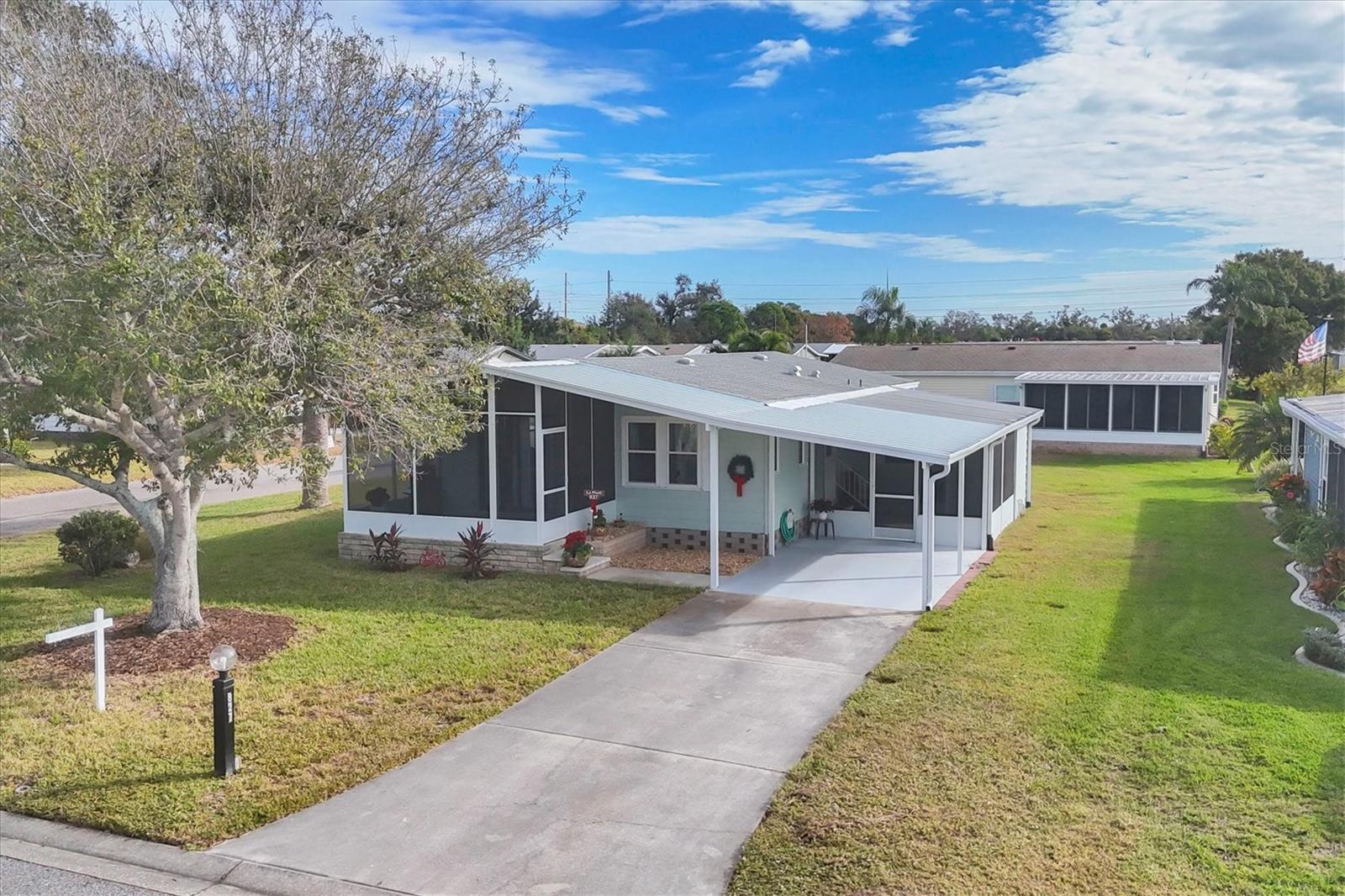 Image 2 of 47 For 827 Tangerine Woods Boulevard