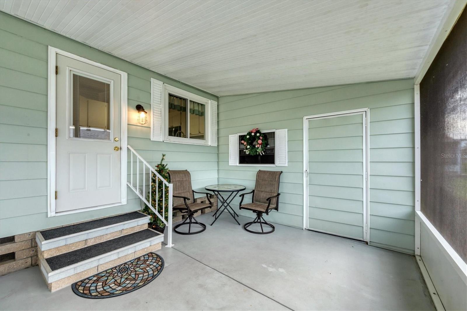 Image 6 of 47 For 827 Tangerine Woods Boulevard