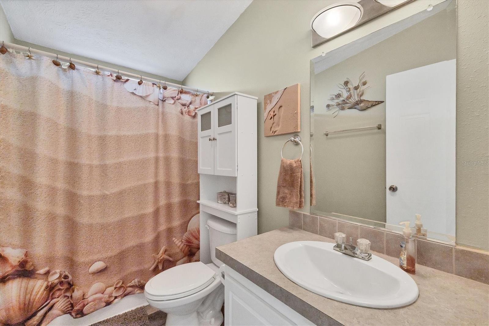 Image 26 of 38 For 9086 Pinehaven Way