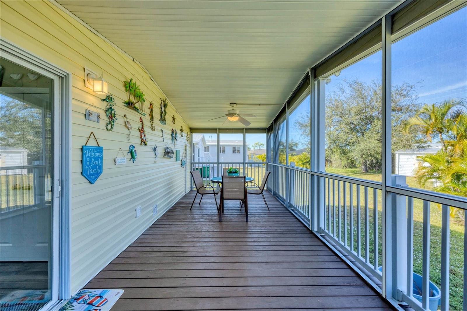 Image 5 of 38 For 9086 Pinehaven Way