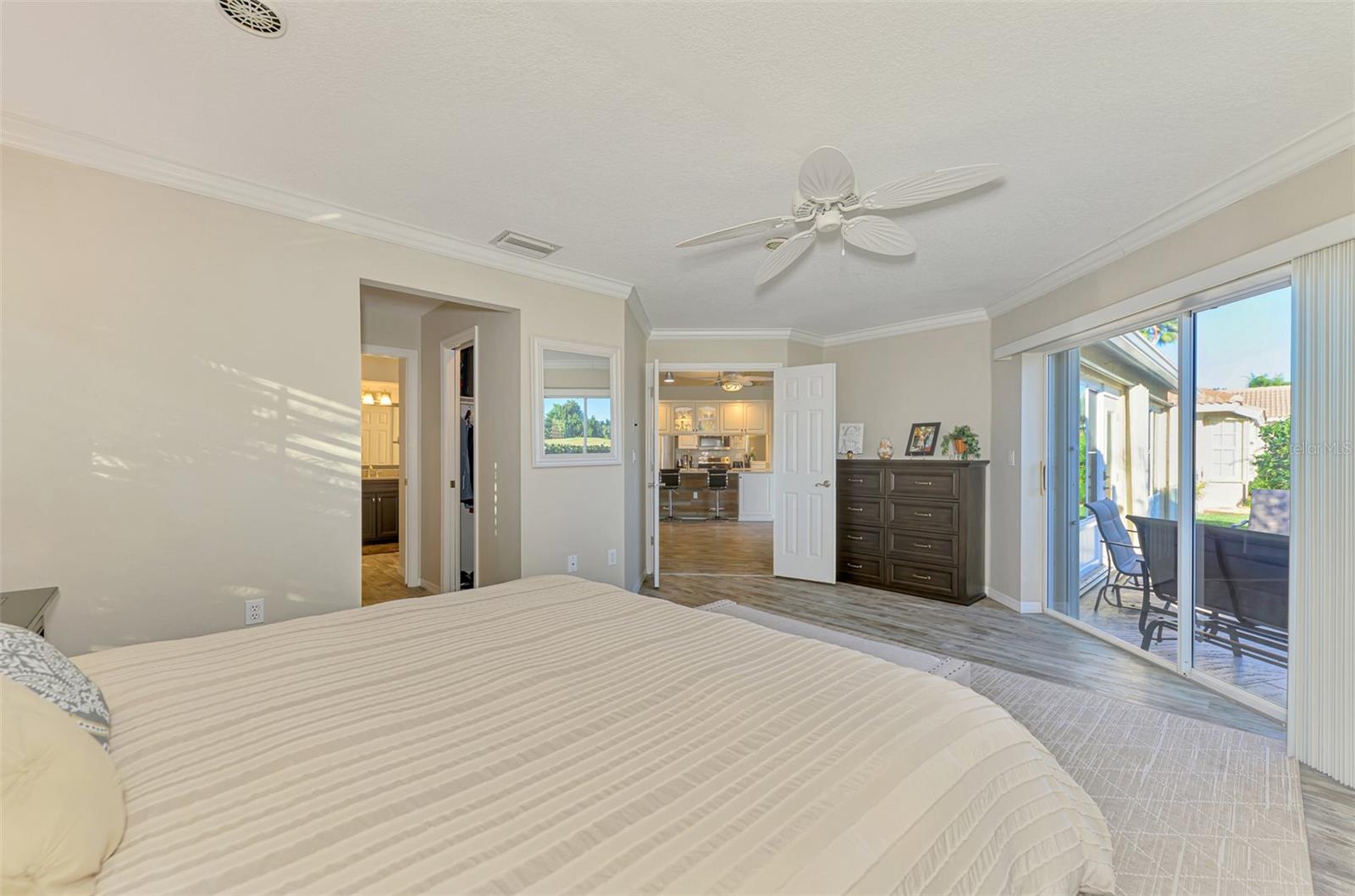 Image 39 of 69 For 8377 Parkside Drive