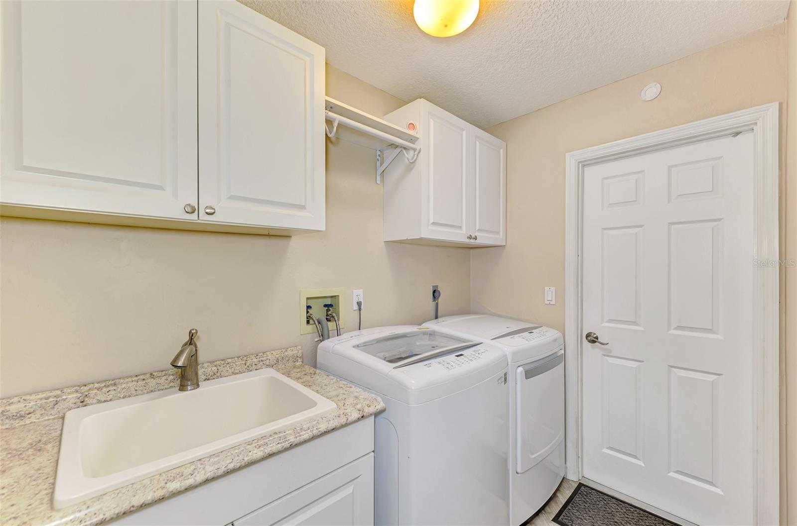 Image 50 of 69 For 8377 Parkside Drive