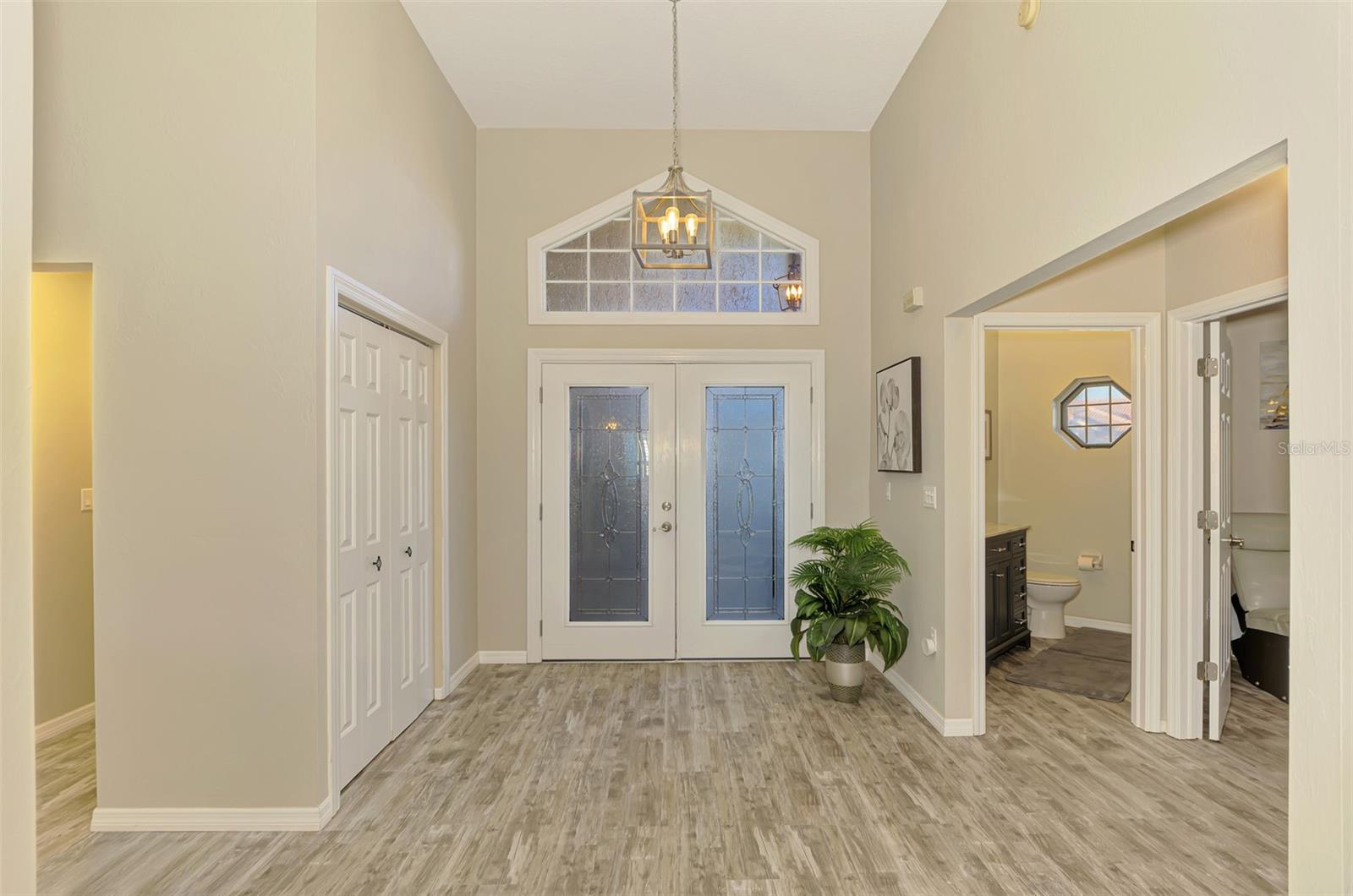 Image 7 of 69 For 8377 Parkside Drive